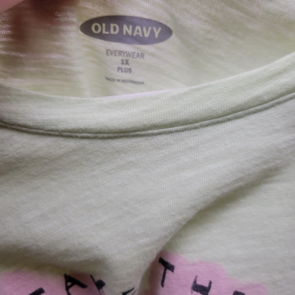 Old Navy 1x Everywear T-shirt - Picture 3 of 4